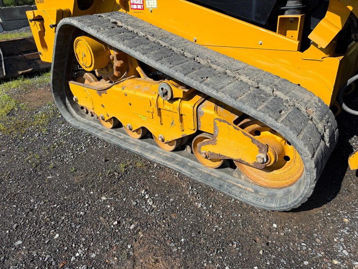 2019-caterpillar-259d-image-15