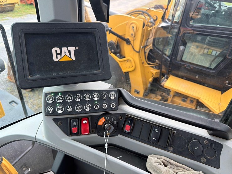 2019-caterpillar-926m-image-23