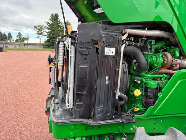 john-deere-6120r-image-35