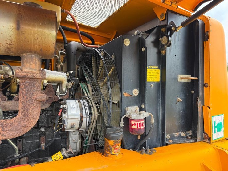 jcb-426b-image-23