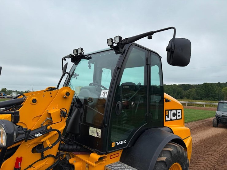 jcb-tm320-image-26