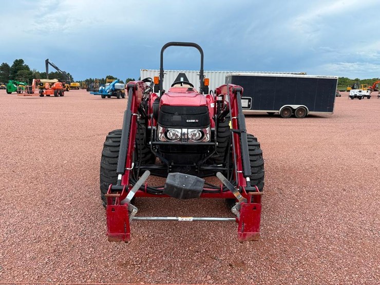 case-ih-farmall-50a-image-2