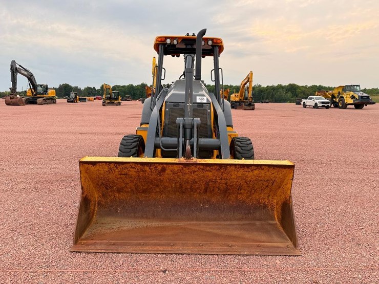 2019-deere-310sl-hl-image-2