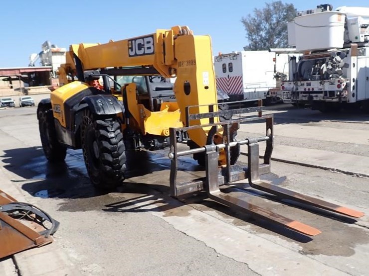 2018-jcb-509-42-image-2