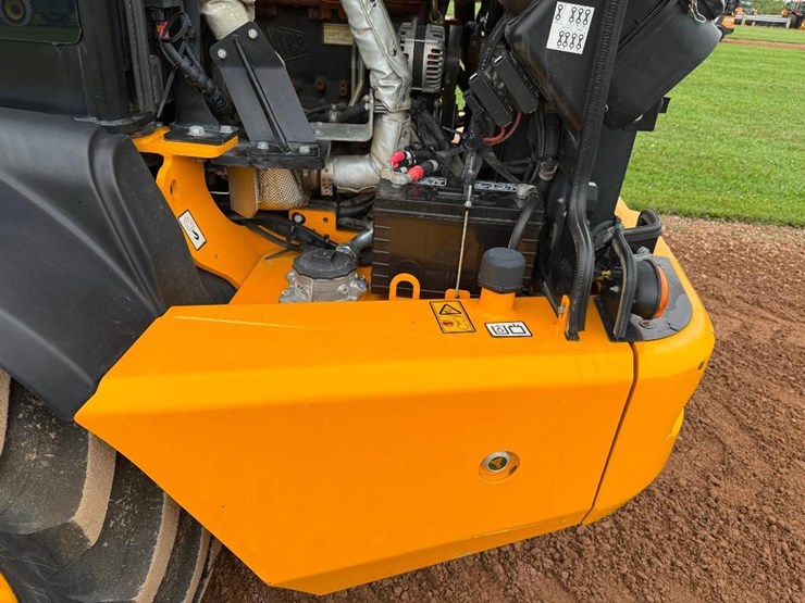 jcb-tm320-image-43