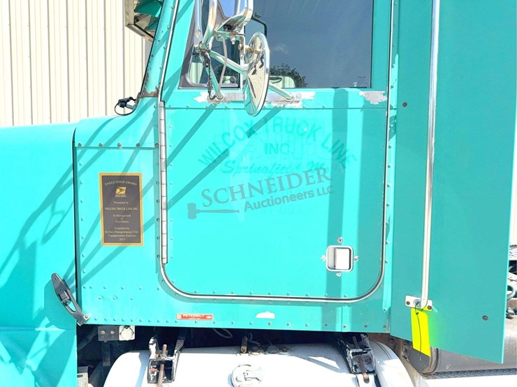 2003-peterbilt-378-image-91