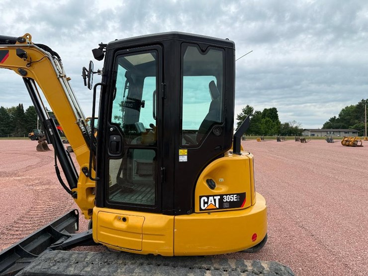 caterpillar-305e2-cr-image-20