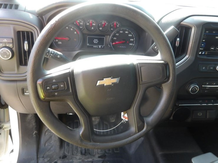 2019-chevrolet-silverado-1500-image-13