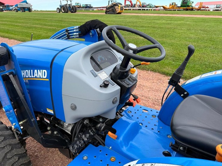 new-holland-workmaster-35-image-33