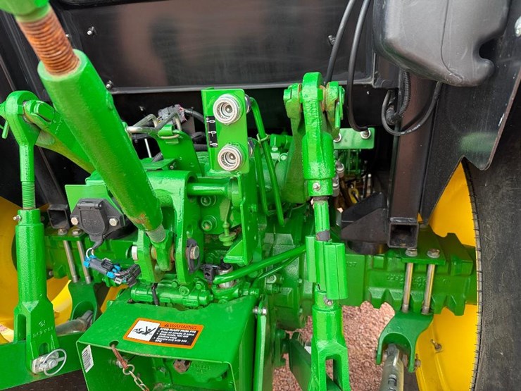 john-deere-5065e-image-25