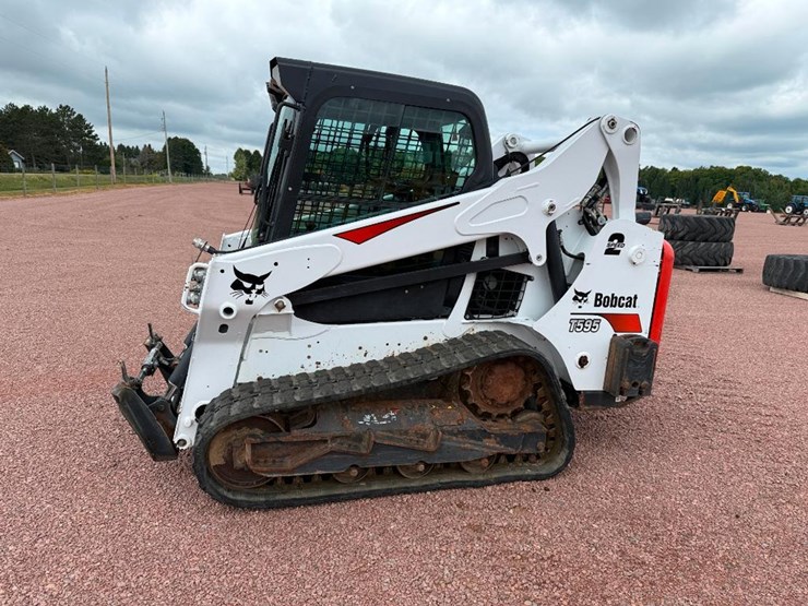 bobcat-t595-image-1