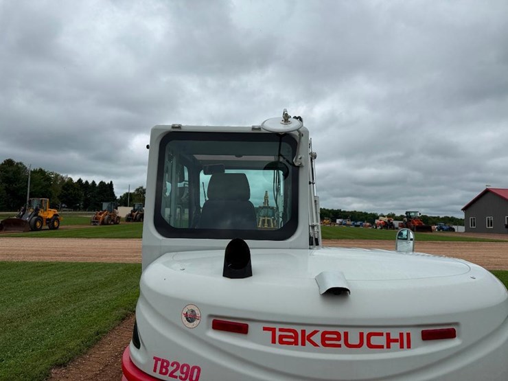 takeuchi-tb290-image-24