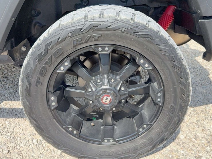 2018-jeep-wrangler-sport-image-63