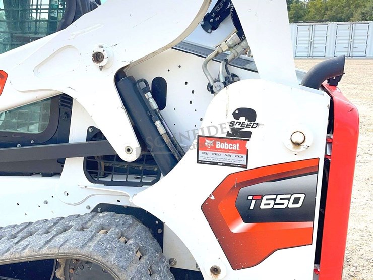 2025-bobcat-t650-image-16