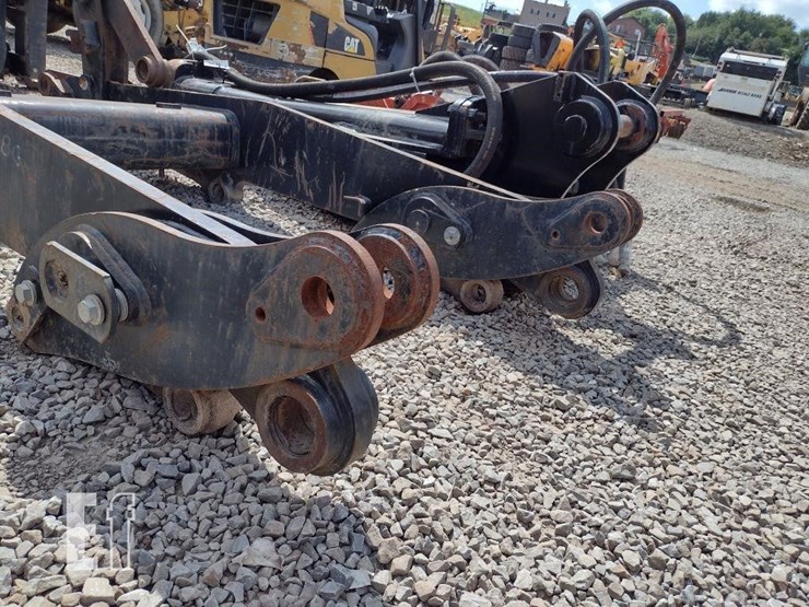 caterpillar-it28g-image-4