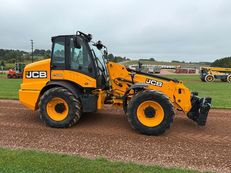 jcb-tm320-image-3