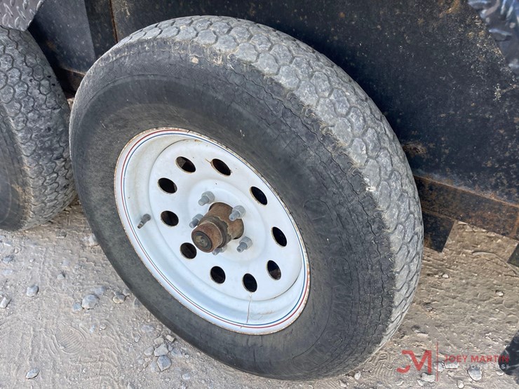 2013-top-hatt/a-cooling-trailer-image-11