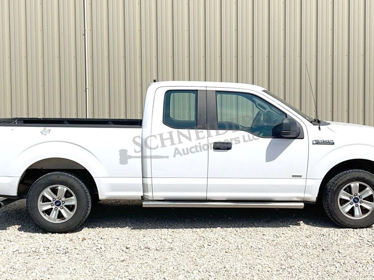 2017-ford-f150-image-3