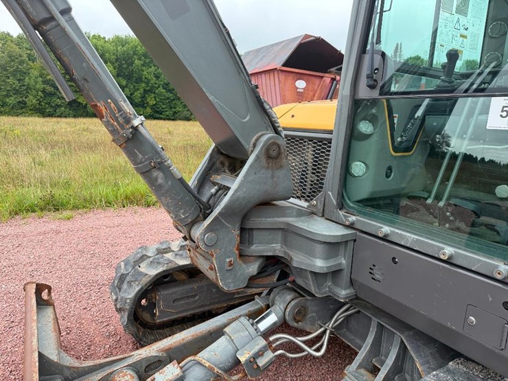 volvo-ecr88d-image-38