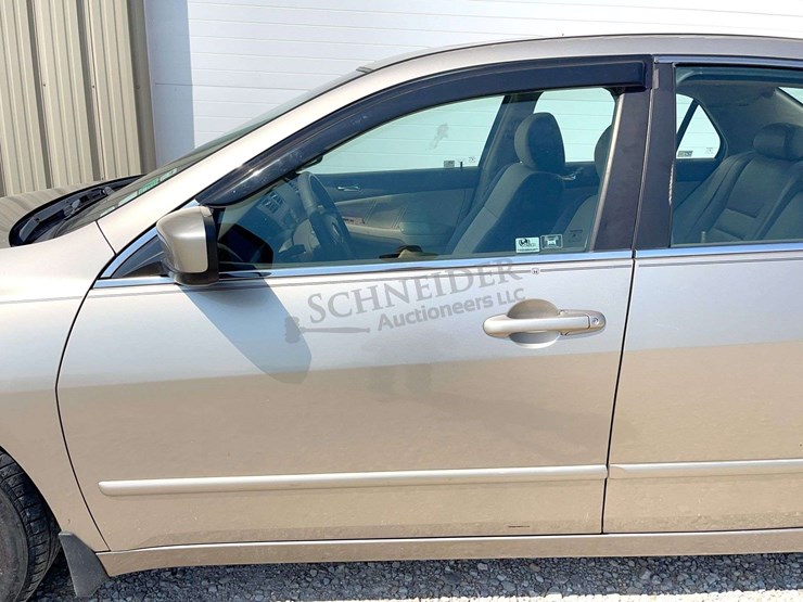 2003-honda-accord-sedan---100%-donation-to-the-jack-charles-schneider-foundation-supporting-the-ffa-image-42