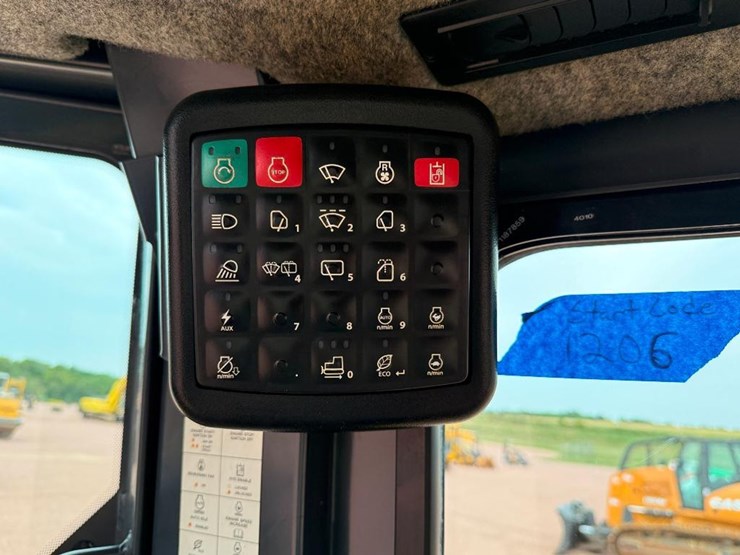 deere-700k-lgp-image-54