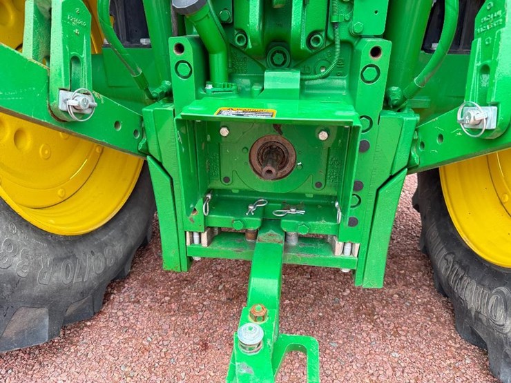 john-deere-6120r-image-44