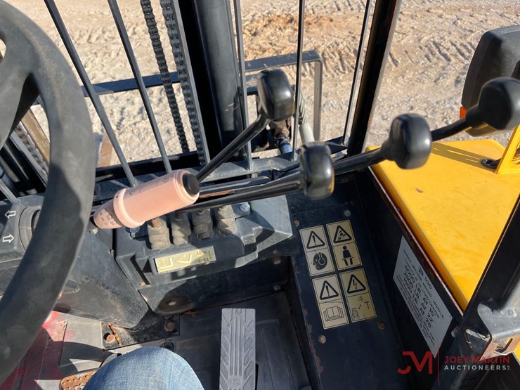 jcb-930-image-15