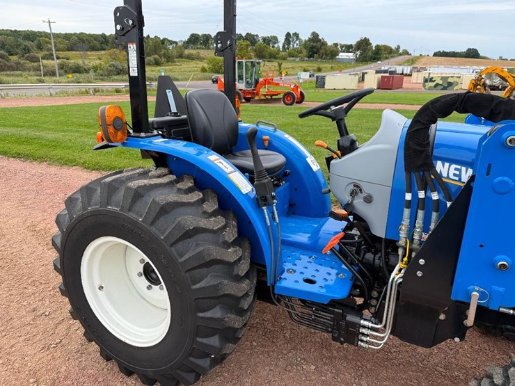 new-holland-workmaster-35-image-19
