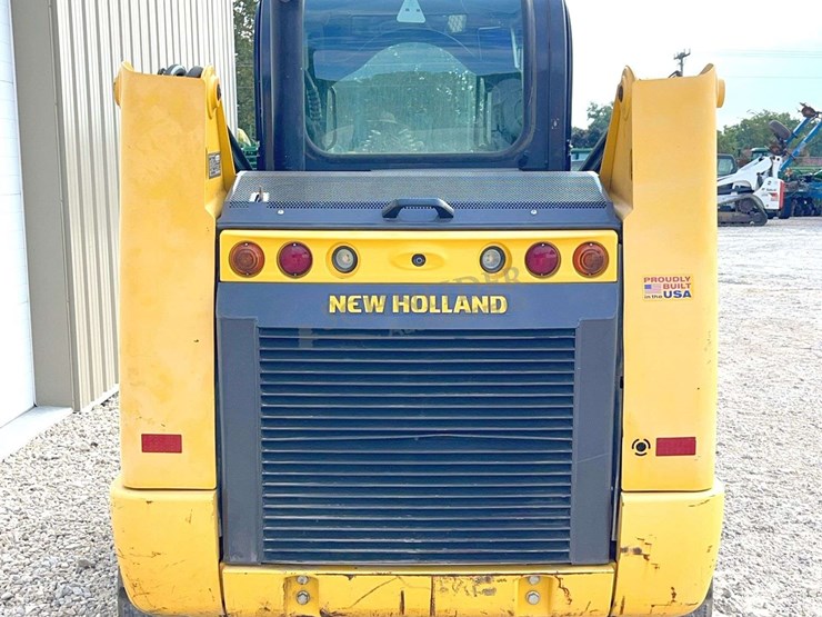 2021-new-holland-c327-image-7