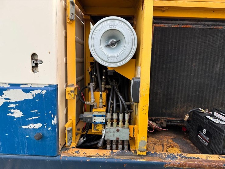 komatsu-pc150-lc-5-image-38