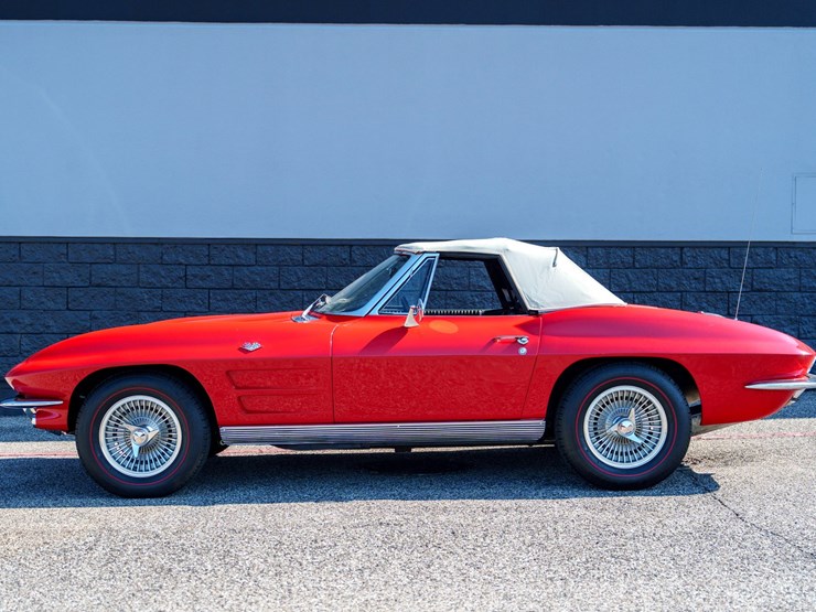 #1032-•-1964-chevrolet-corvette-convertible-image-8