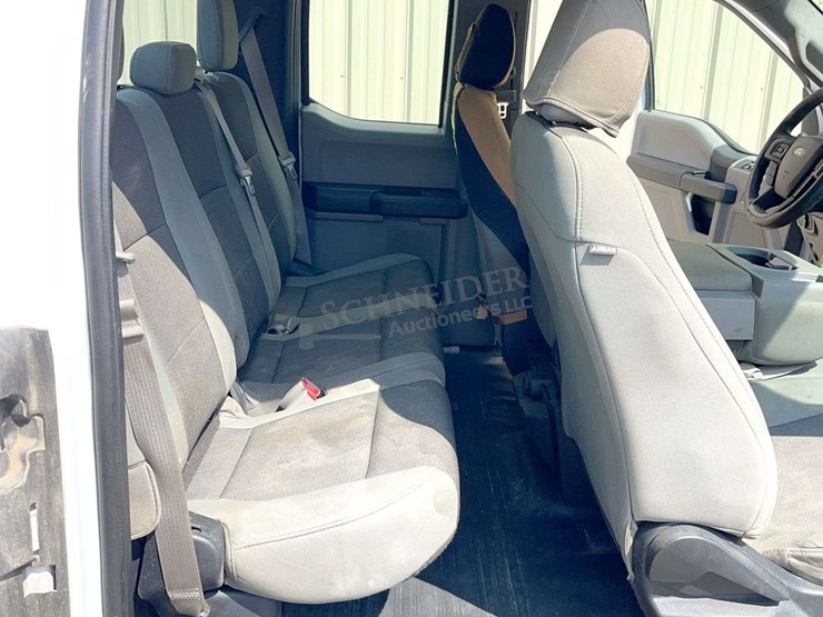 2017-ford-f150-image-38