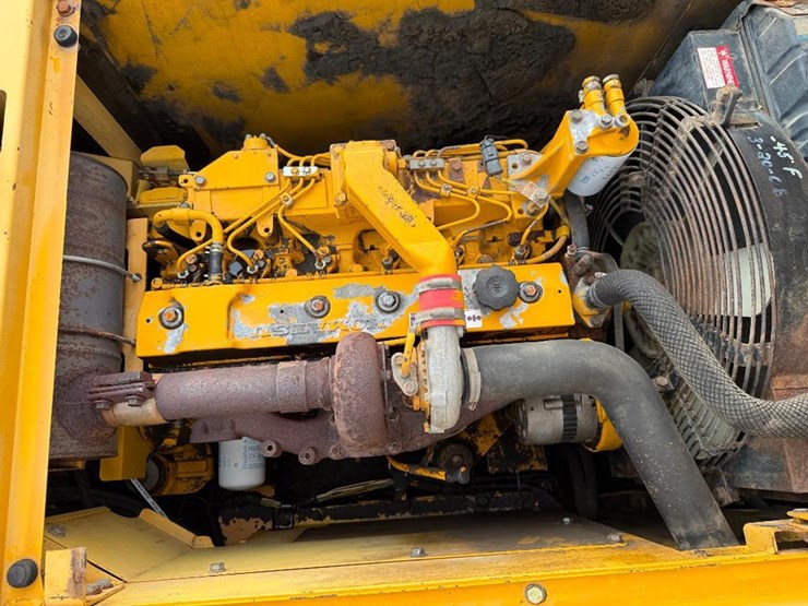 komatsu-pc150-lc-5-image-41