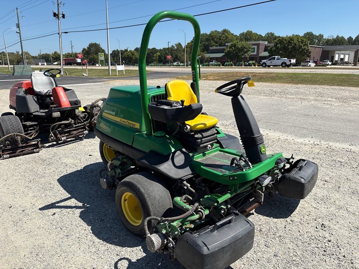 john-deere-8000a-image-8