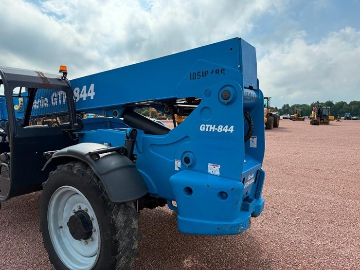 2016-genie-gth844-image-19