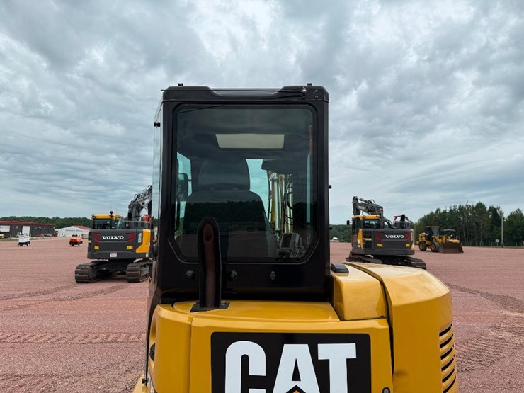 caterpillar-305e2-cr-image-19