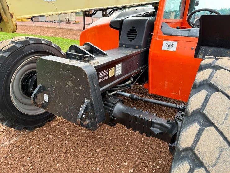 2014-jlg-g6-42a-image-12