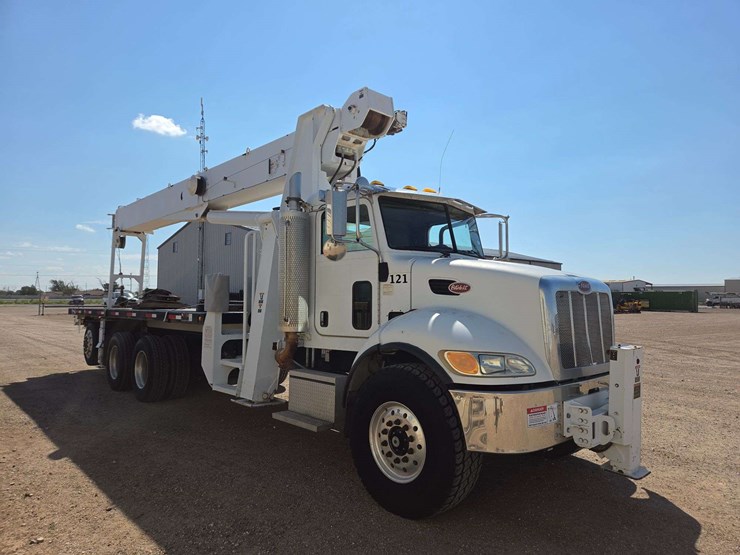 2006-peterbilt-335-image-3