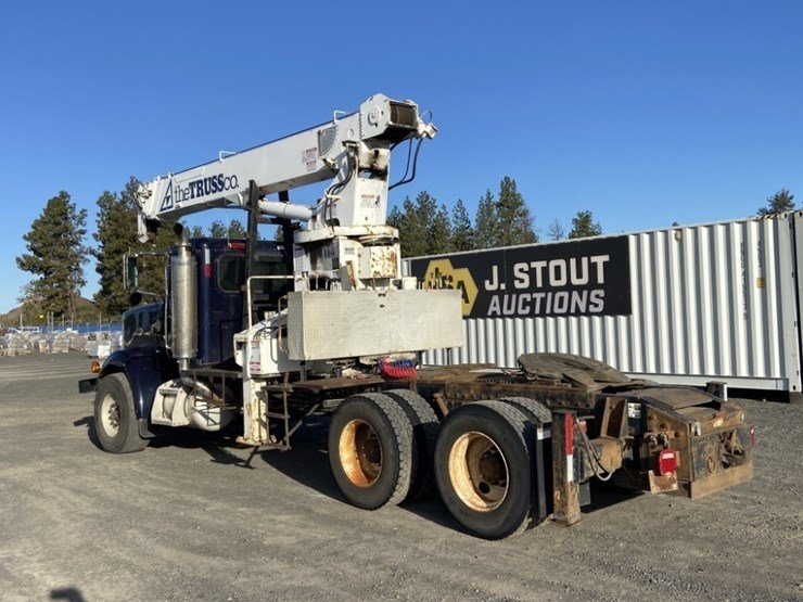 2005-peterbilt-357-image-3