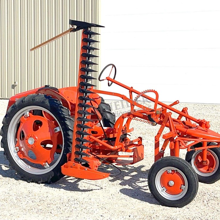 Allis Chalmers model G tractor, not running