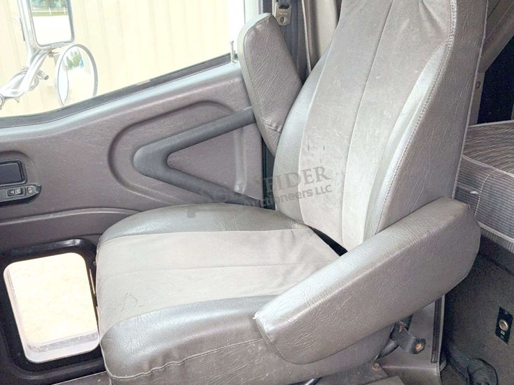 2003-international-9400i-image-78