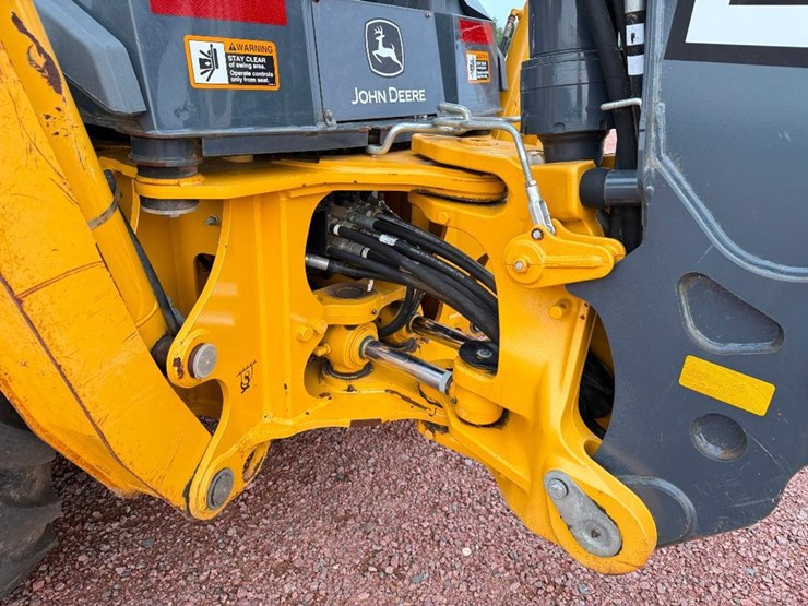 2019-deere-310sl-hl-image-33
