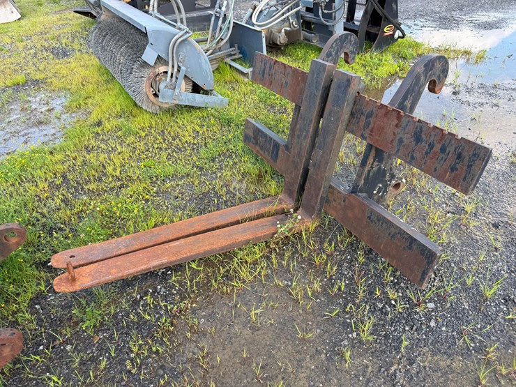 caterpillar-it18b-image-3