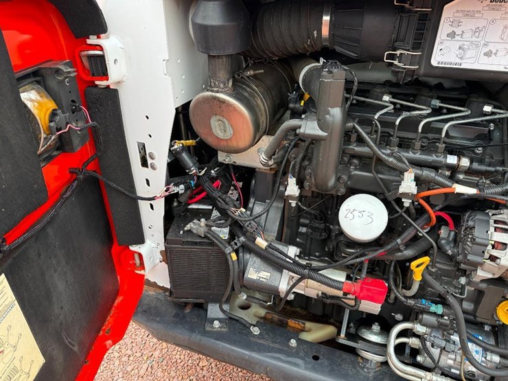 bobcat-t595-image-30