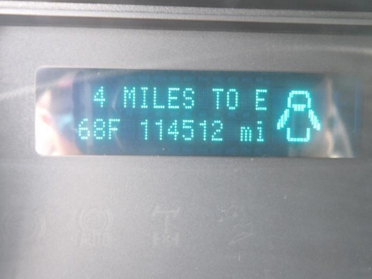 2011-ford-f550-image-18