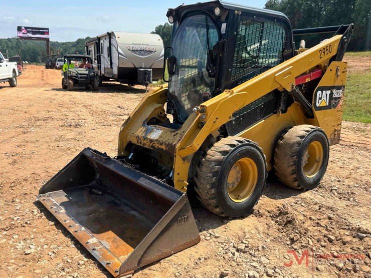 2015-caterpillar-262d-image-8