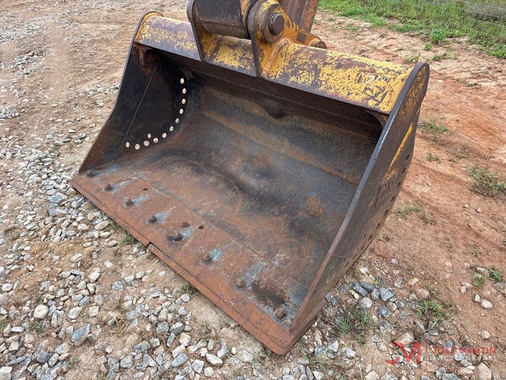 2012-caterpillar-320e-image-12