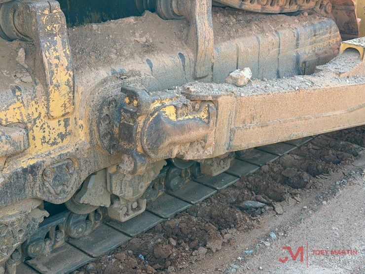 2012-komatsu-d155ax-7-image-4