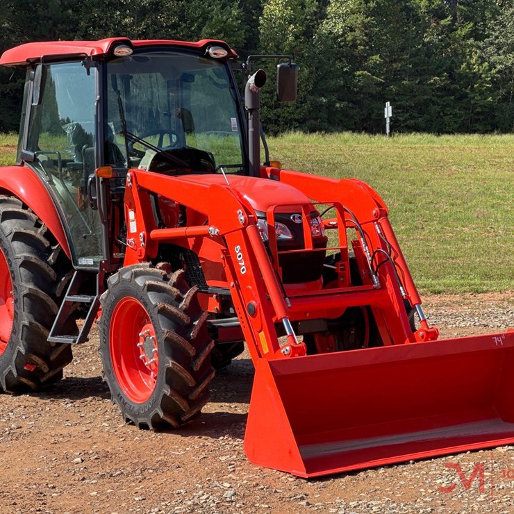 KUBOTA M7060