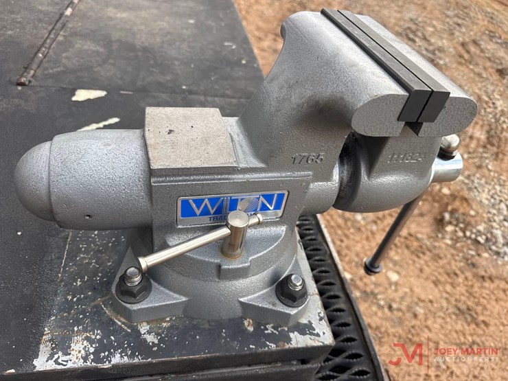 2019-ford-f750-image-17